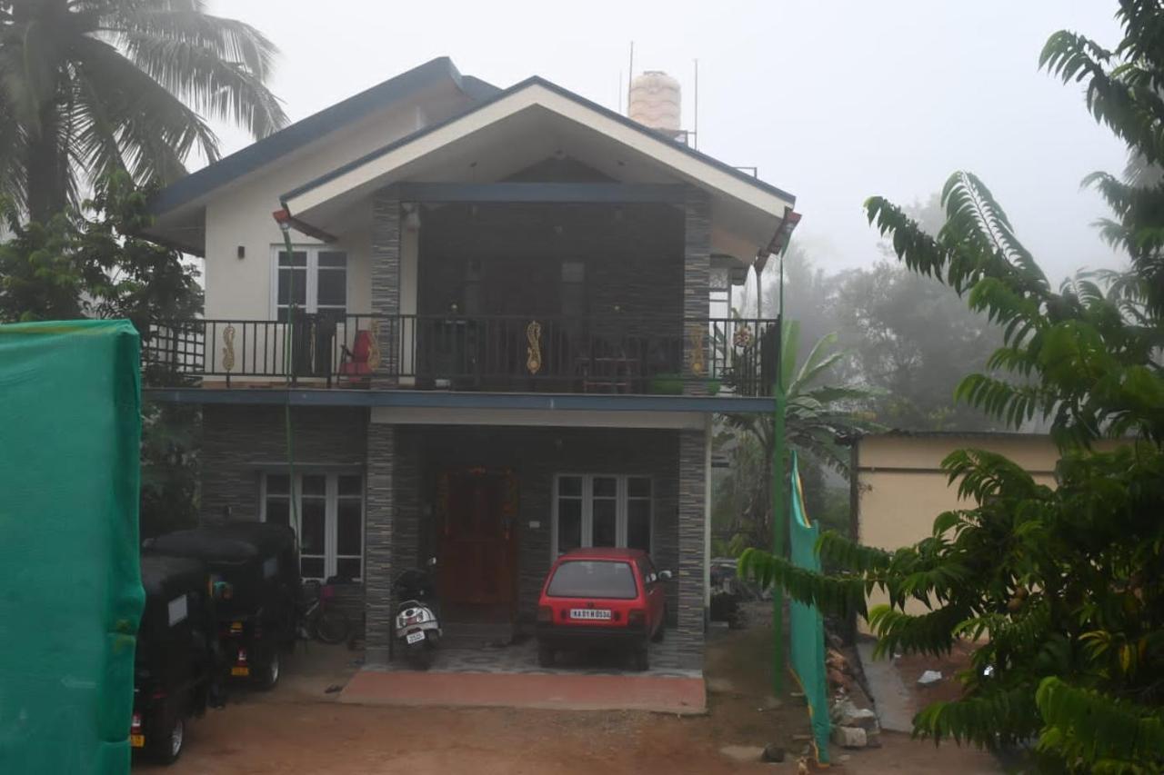 Halase Homestay Mudigere Buitenkant foto