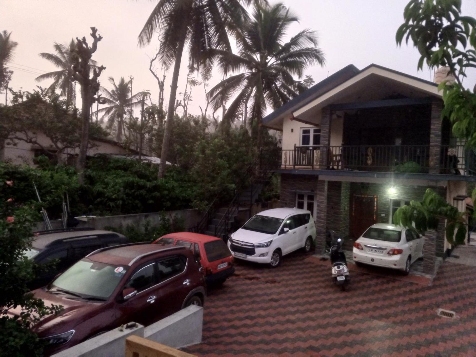 Halase Homestay Mudigere Buitenkant foto